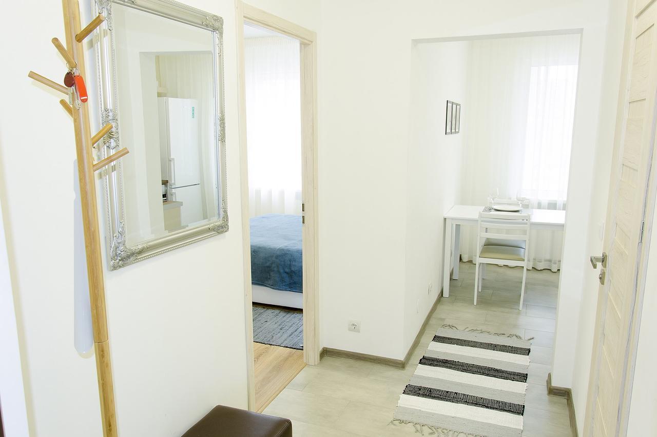 Apartament Delux Light Kyiv Exterior foto